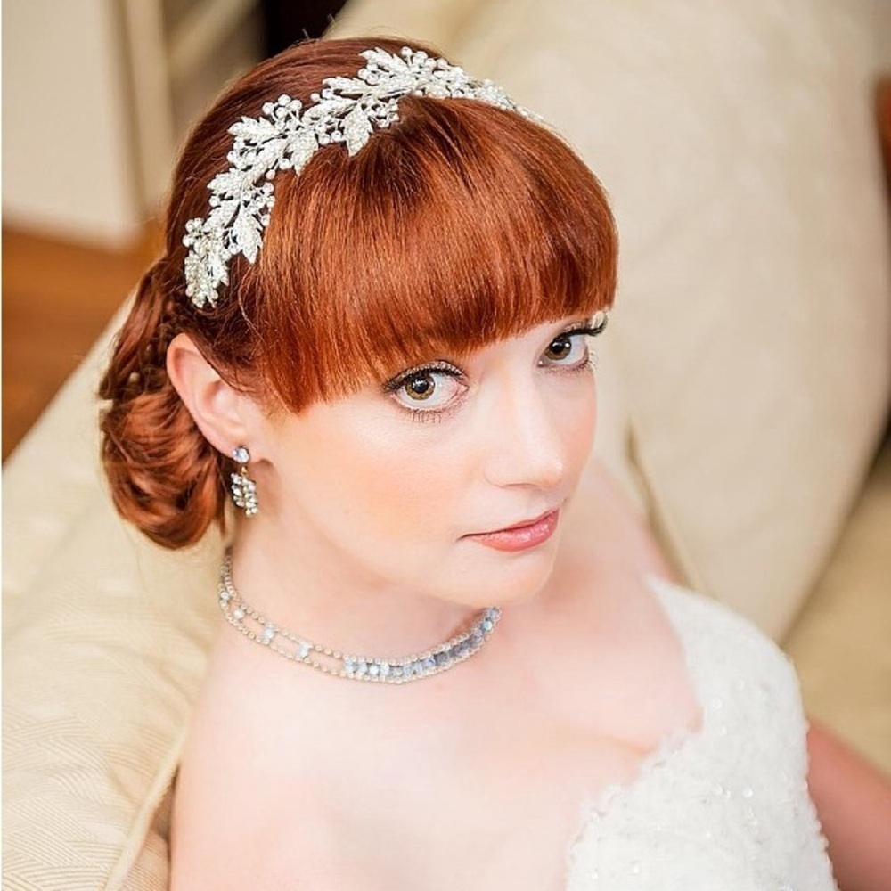 Bel Aire Bridal Tiara Crystal, Pearl & Gold Leaf Headpiece Headband RARE edition - Picture 3 of 14